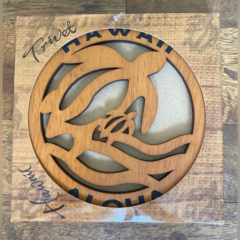 Hawaii Aloha Wood Trivet -new